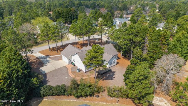 8 Hialeah Place, Pinehurst, NC 28374