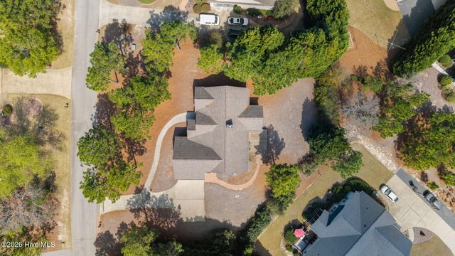 8 Hialeah Place, Pinehurst, NC 28374