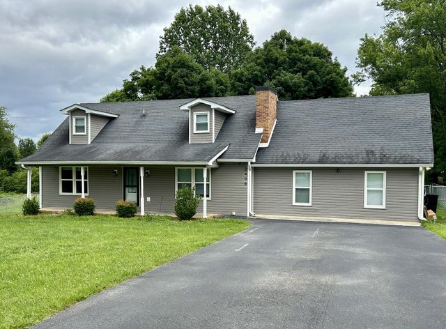 2408 Magnolia Dr, Cookeville, TN 38506