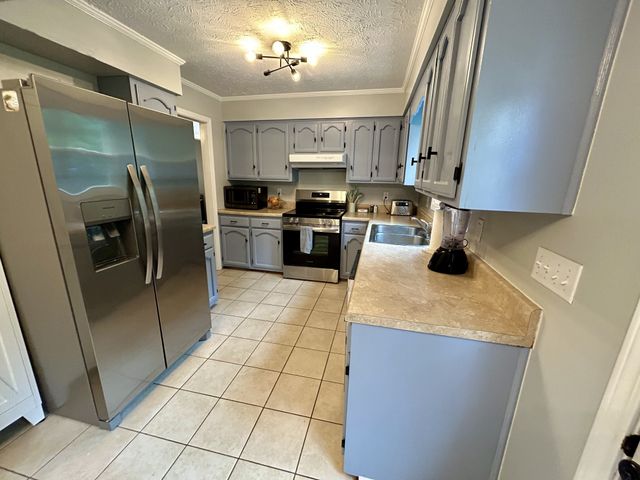 2408 Magnolia Dr, Cookeville, TN 38506