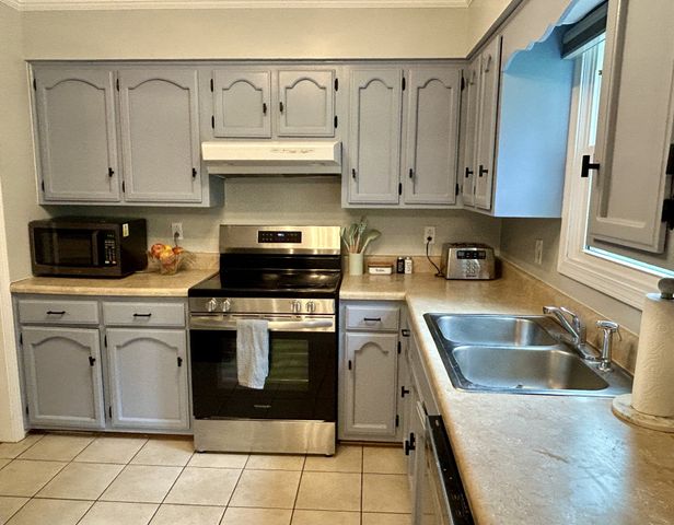 2408 Magnolia Dr, Cookeville, TN 38506