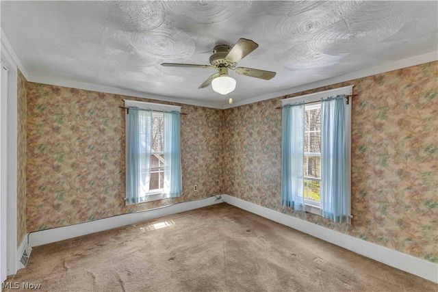 2140 Gardenland Avenue, Niles, OH 44446