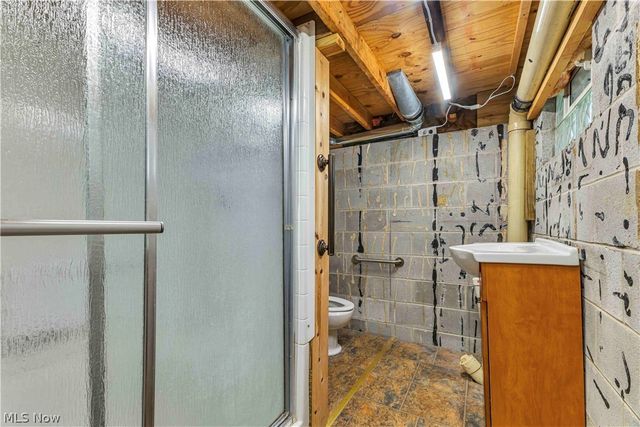 2140 Gardenland Avenue, Niles, OH 44446