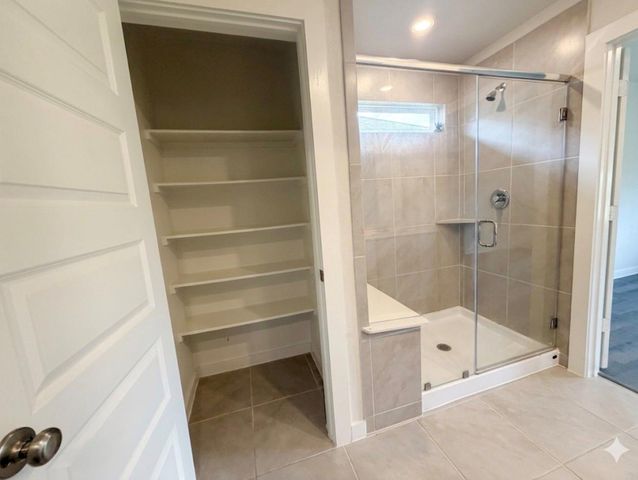5549 Madden Lane, Houston, TX 77048
