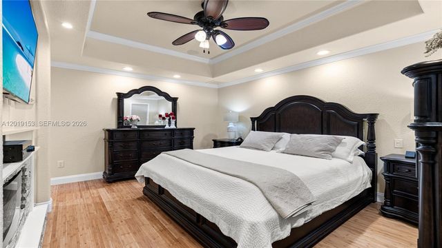 341 E 58th St, Hialeah, FL 33013