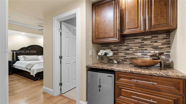 341 E 58th St, Hialeah, FL 33013