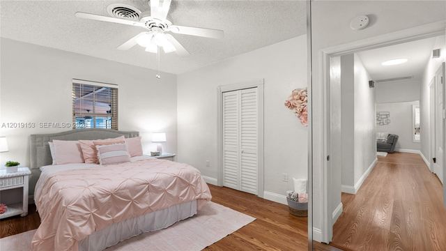 341 E 58th St, Hialeah, FL 33013