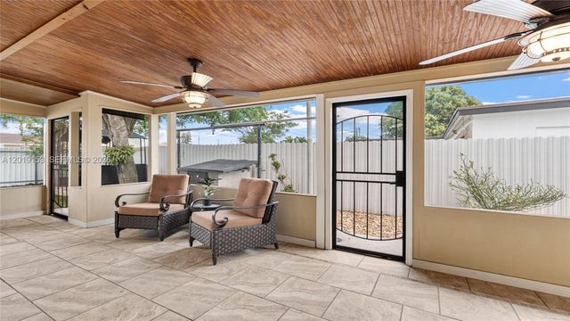 341 E 58th St, Hialeah, FL 33013