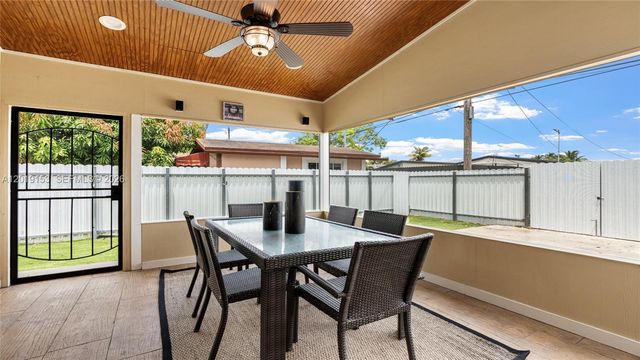 341 E 58th St, Hialeah, FL 33013