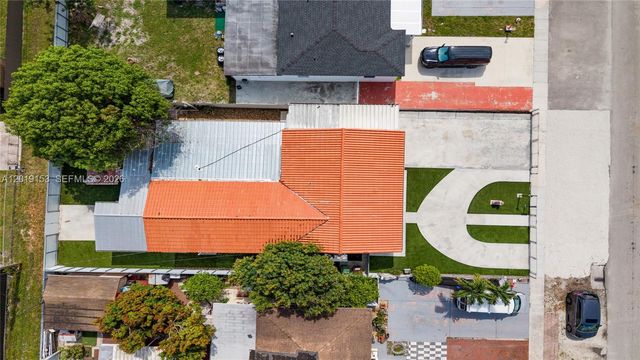 341 E 58th St, Hialeah, FL 33013