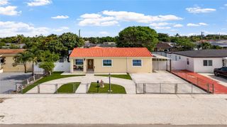 341 E 58th St, Hialeah, FL 33013