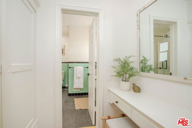 4712 Burnet Avenue, Los Angeles, CA 91403
