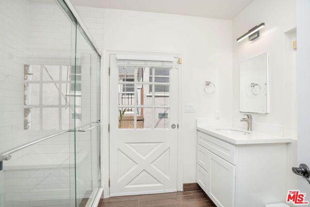 4712 Burnet Avenue, Los Angeles, CA 91403