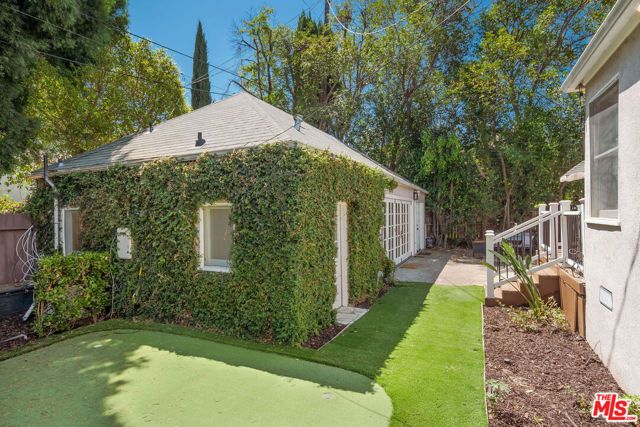 4712 Burnet Avenue, Los Angeles, CA 91403