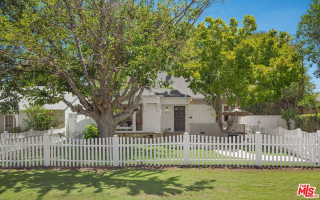 4712 Burnet Avenue, Los Angeles, CA 91403