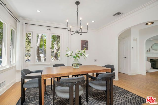 4712 Burnet Avenue, Los Angeles, CA 91403