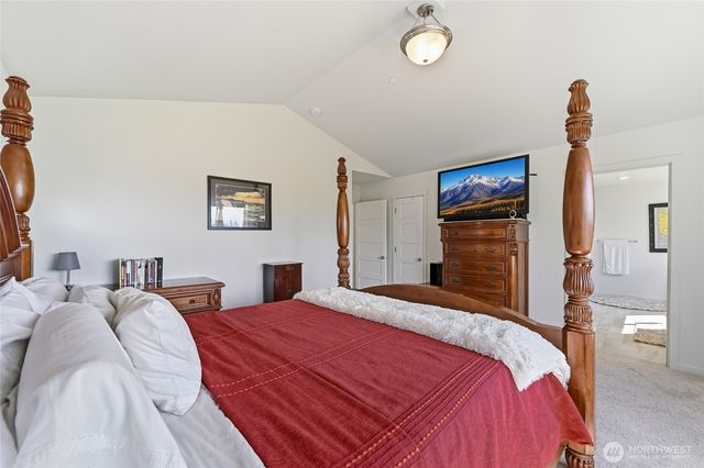 7142 42nd Place NE, Marysville, WA 98270