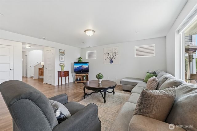 7142 42nd Place NE, Marysville, WA 98270