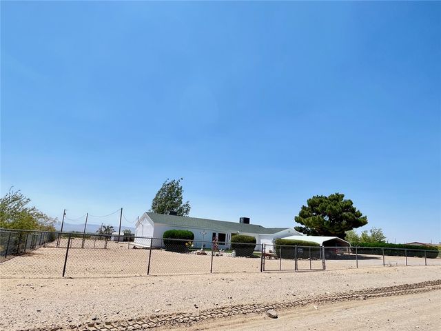 3649 N Bonita Road, Golden Valley, AZ 86413