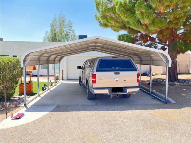 3649 N Bonita Road, Golden Valley, AZ 86413