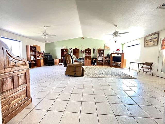 3649 N Bonita Road, Golden Valley, AZ 86413