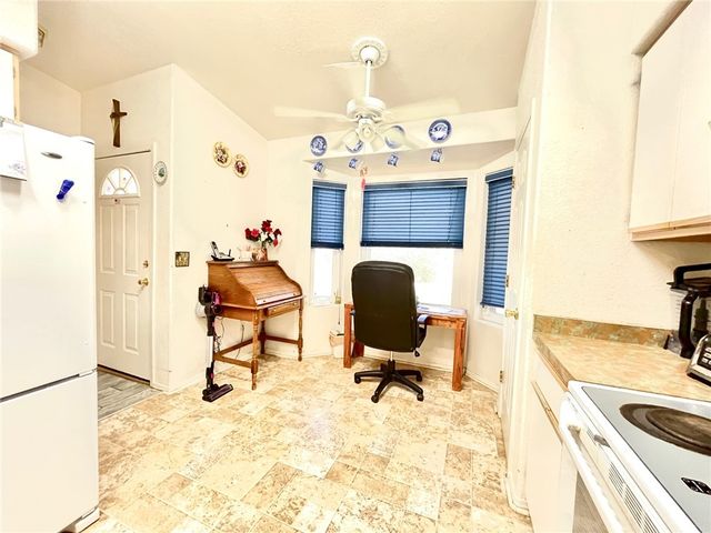 3649 N Bonita Road, Golden Valley, AZ 86413