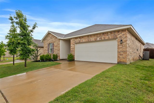 512 Leeward Lane, Crowley, TX 76036