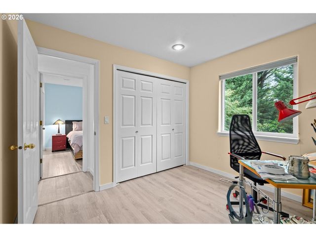 3161 Ne 1ST Pl, Hillsboro, OR 97124