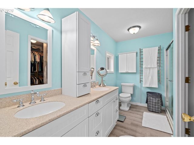 3161 Ne 1ST Pl, Hillsboro, OR 97124