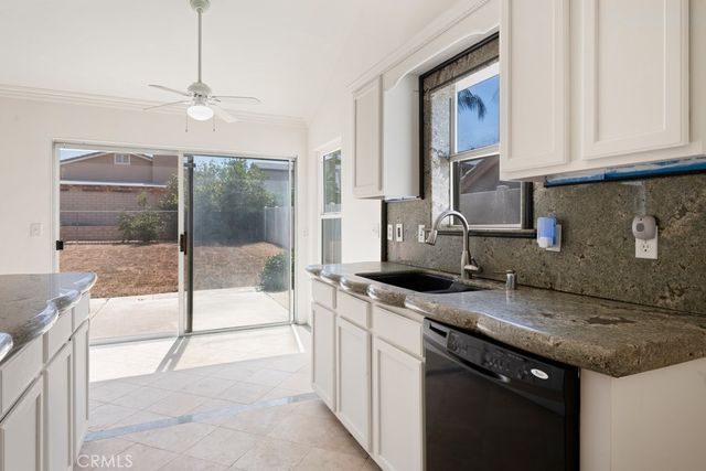 7527 Bonita Drive, Highland, CA 92346