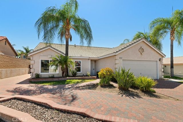 7527 Bonita Drive, Highland, CA 92346