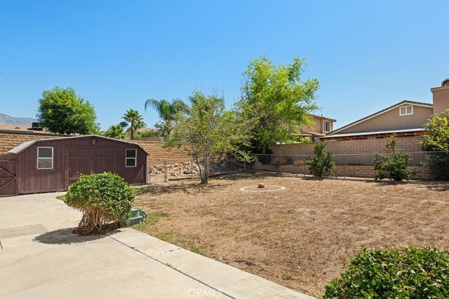 7527 Bonita Drive, Highland, CA 92346