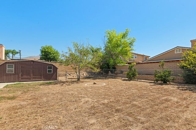 7527 Bonita Drive, Highland, CA 92346