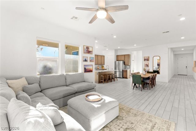 9999 Skye Gazer Avenue, Las Vegas, NV 89166