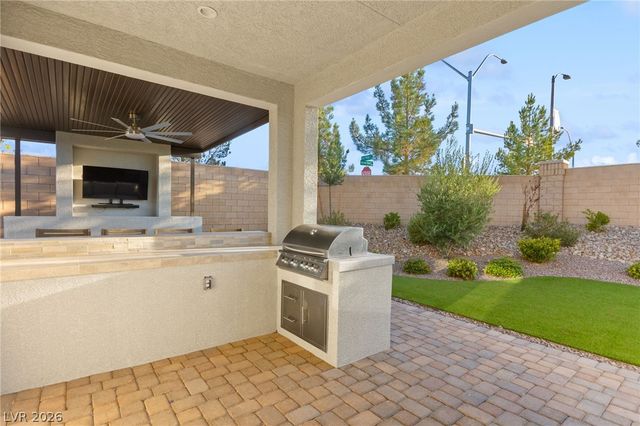 9999 Skye Gazer Avenue, Las Vegas, NV 89166