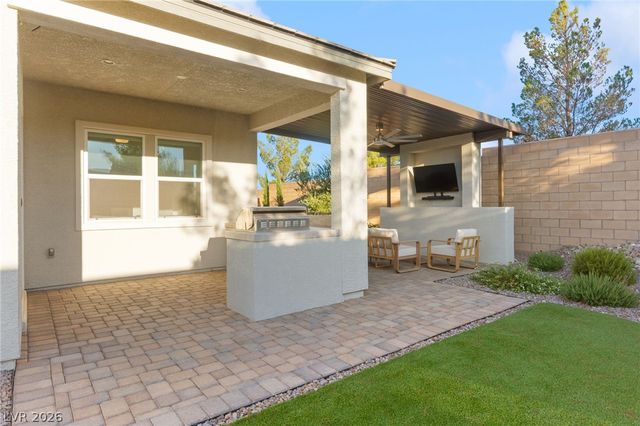 9999 Skye Gazer Avenue, Las Vegas, NV 89166