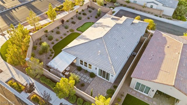 9999 Skye Gazer Avenue, Las Vegas, NV 89166