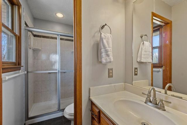 1212 Breckenridge Court, Blue Springs, MO 64015
