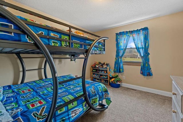 1212 Breckenridge Court, Blue Springs, MO 64015
