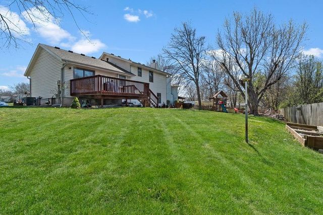 1212 Breckenridge Court, Blue Springs, MO 64015