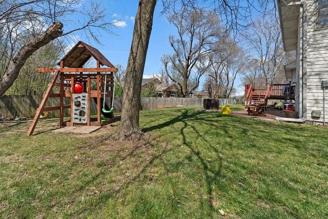 1212 Breckenridge Court, Blue Springs, MO 64015