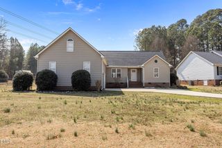 2623 Pebblebrook Drive, Sanford, NC 27330