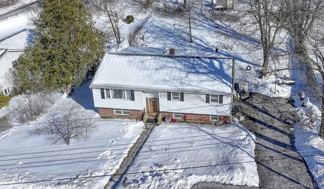 10 Collier Drive E, Carmel, NY 10512