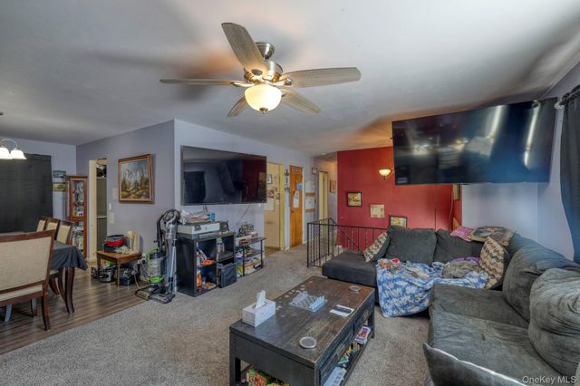 10 Collier Drive E, Carmel, NY 10512