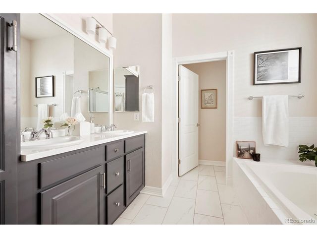 10198 E 28th Ave, Denver, CO 80238