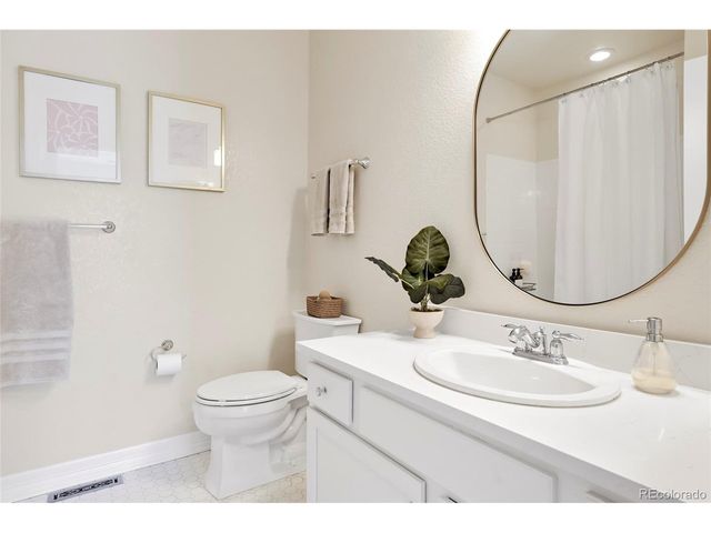 10198 E 28th Ave, Denver, CO 80238