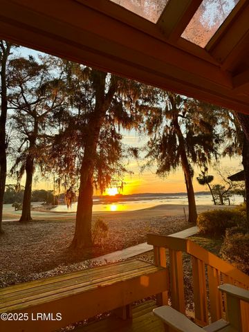 2002 Bluff Villas Road, St. Helena Island, SC 29920