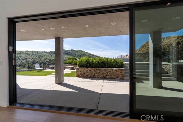 717 Latigo Canyon Road, Malibu, CA 90265