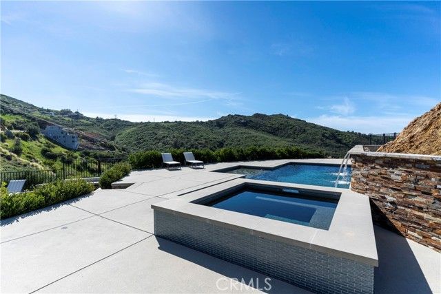 717 Latigo Canyon Road, Malibu, CA 90265