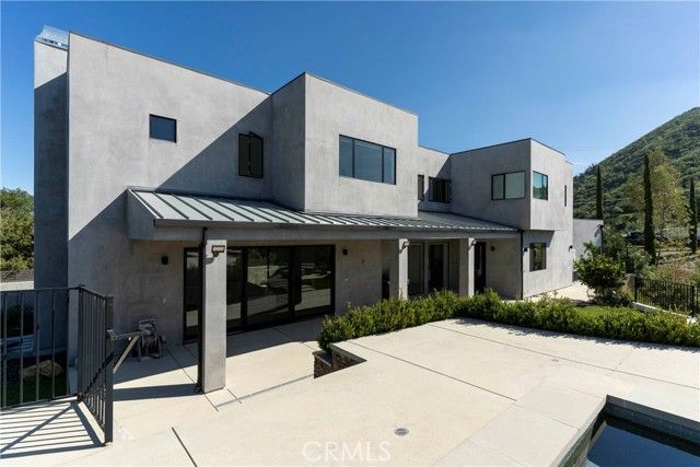 717 Latigo Canyon Road, Malibu, CA 90265